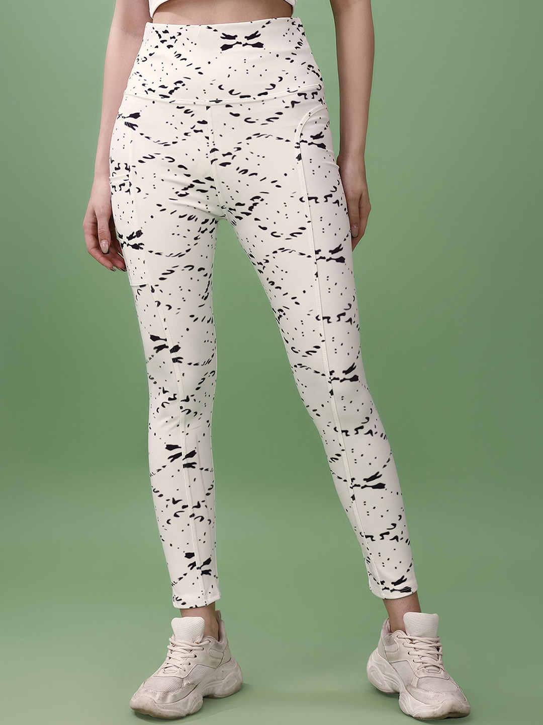 

POOJARAN SAREE Printed High Rise Tights, White