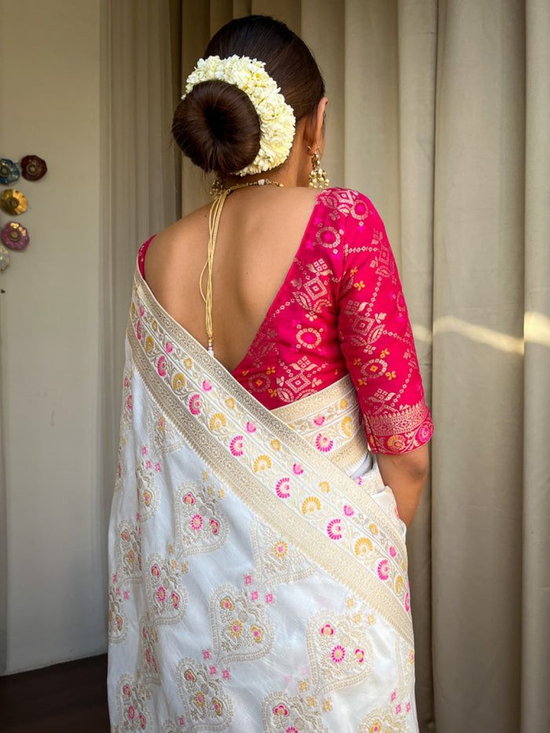 

S.K.C Woven Design Zari Pure Silk Banarasi Saree, Off white