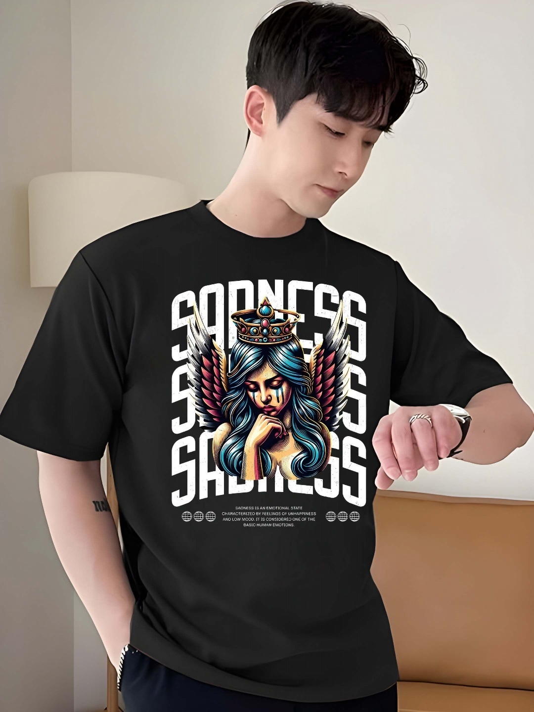 

BOWLIFESTYLE Men Graphic Printed Round Neck Cotton Oversized T-shirt, Black