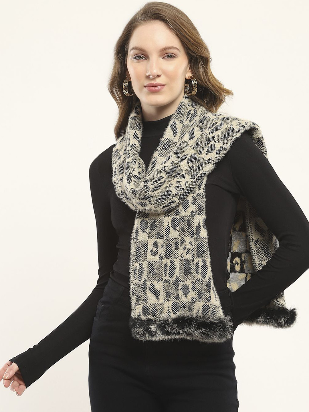 

Monte Carlo Women Self Design Mufflers, Black