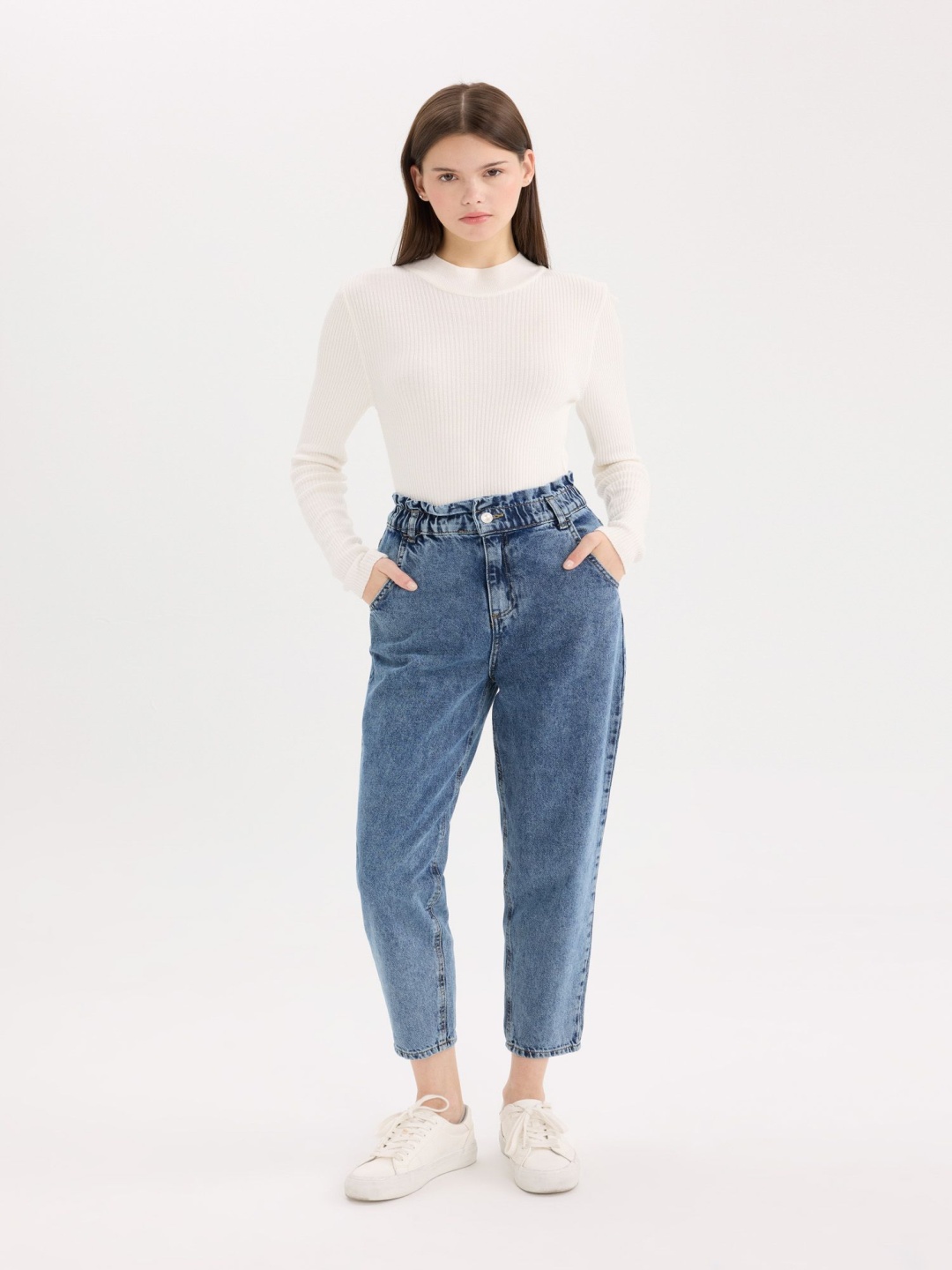 

DeFacto Women Regular Fit Mid-Rise Light Fade Clean Look Pure Cotton Jeans, Blue