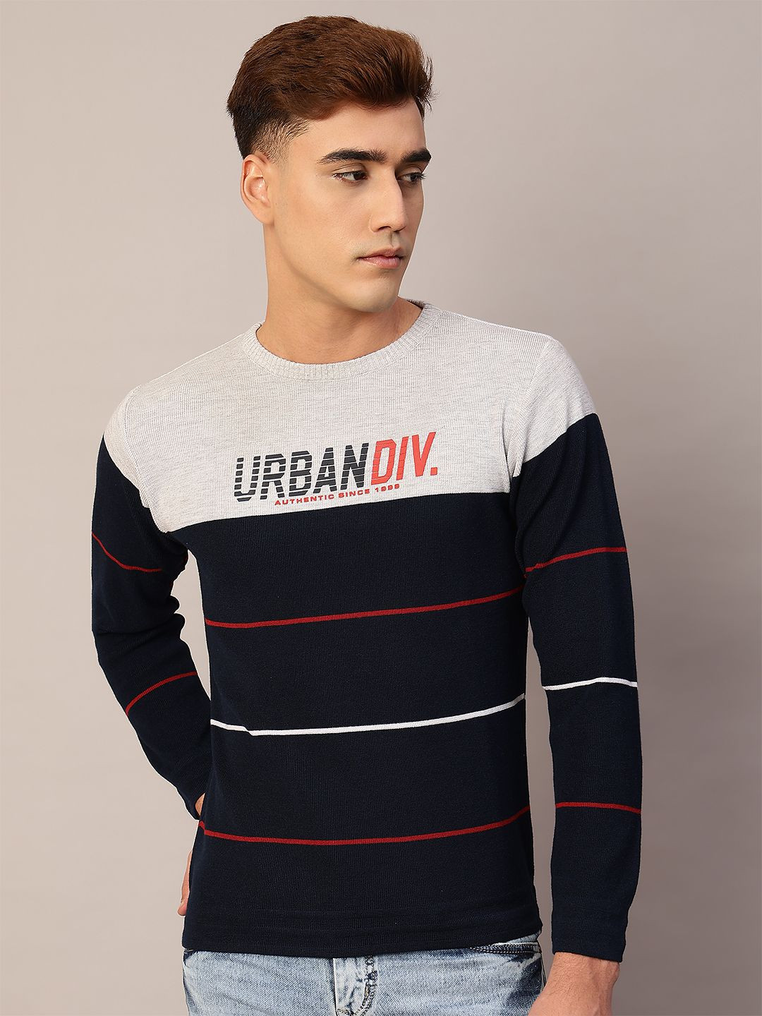 

TQS Men Colourblocked Pullover, Navy blue