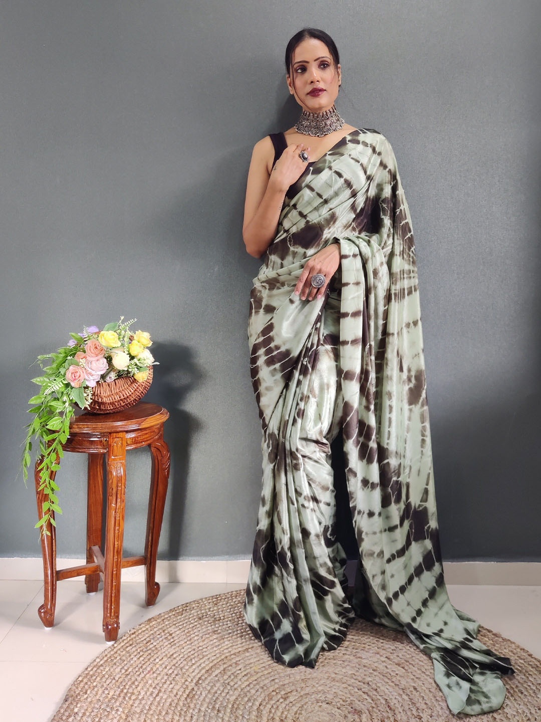 

ZIBLON Tie and Dye Saree, Brown