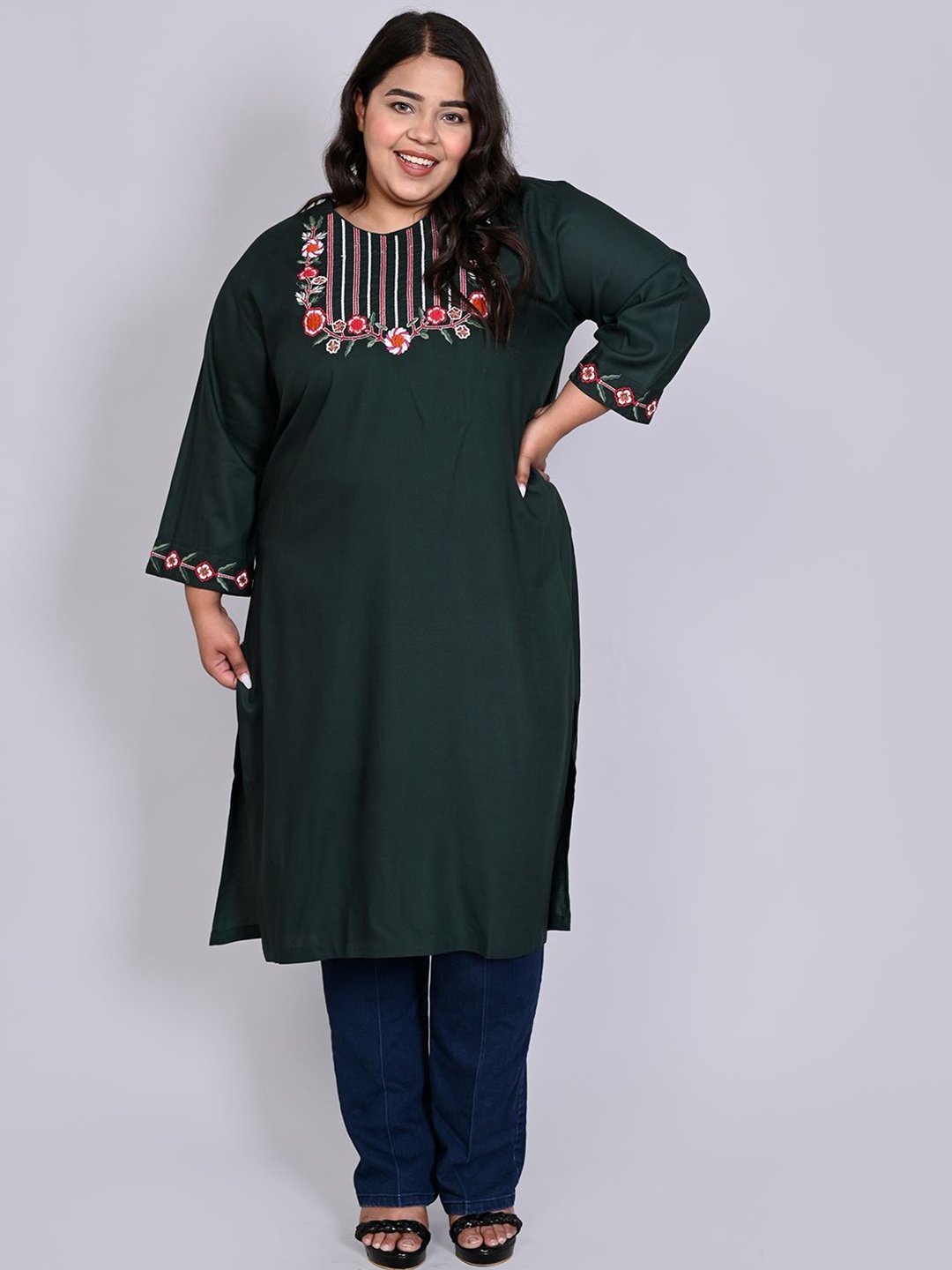 

Anushil Plus Size Floral Yoke Design Thread Work Straight Kurtas, Green