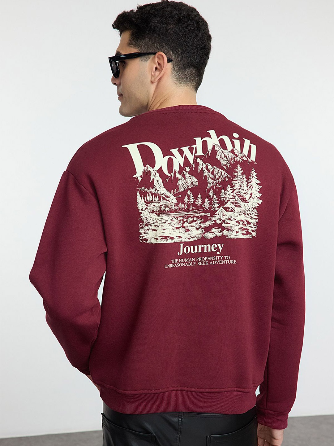 

Trendyol Men Printed Round Neck Sweatshirt, Maroon