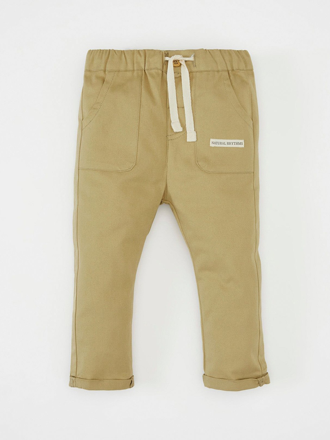 

DeFacto Boys Regular Fit Mid-Rise Trousers, Na