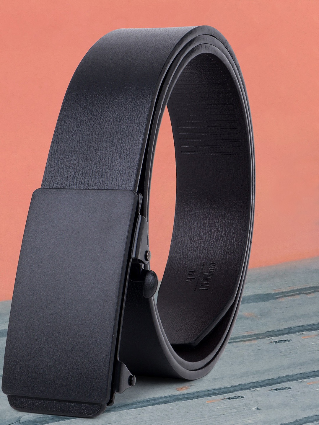 

Provogue Men Textured Belt, Black