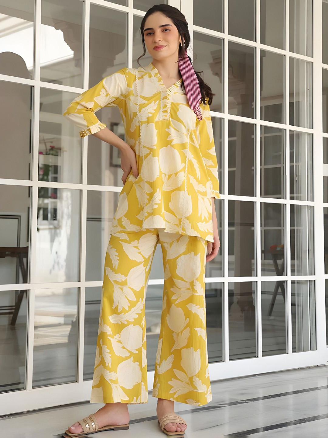 

Acriine Floral Printed V-Neck Pure Cotton Tunic & Palazzo, Yellow
