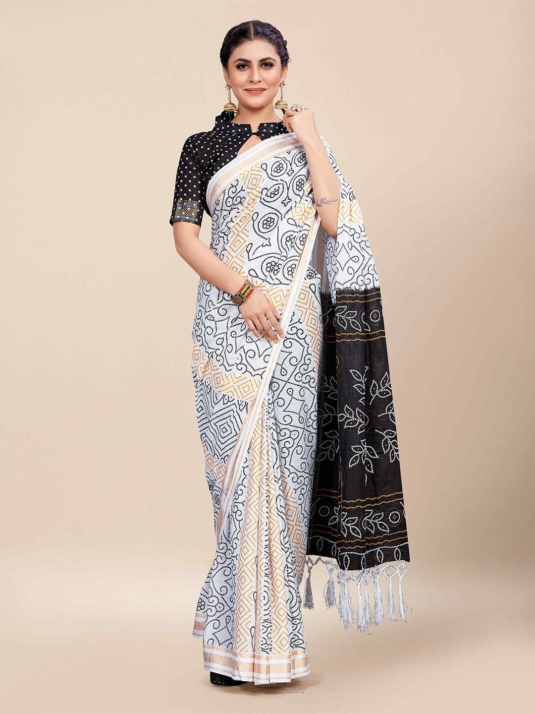 

HERE&NOW Bandhani Zari Pure Cotton Ikat Saree, White