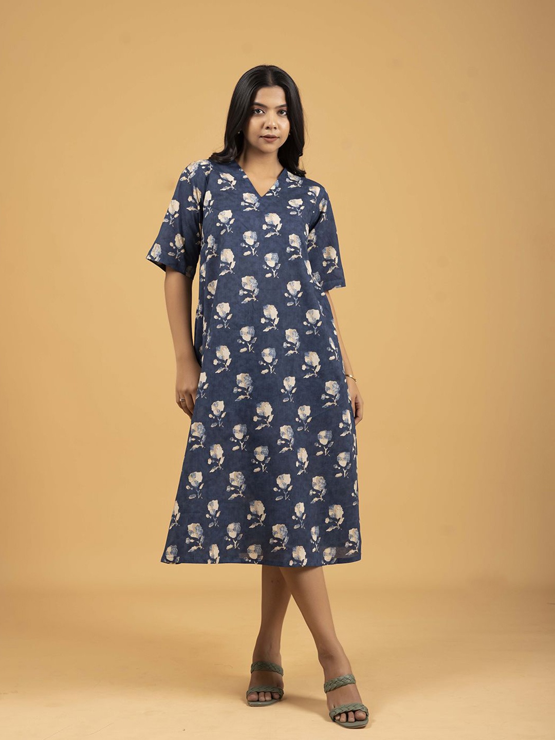

SPARSA Floral Printed V-Neck Pure Cotton A-Line Midi Dress, Blue