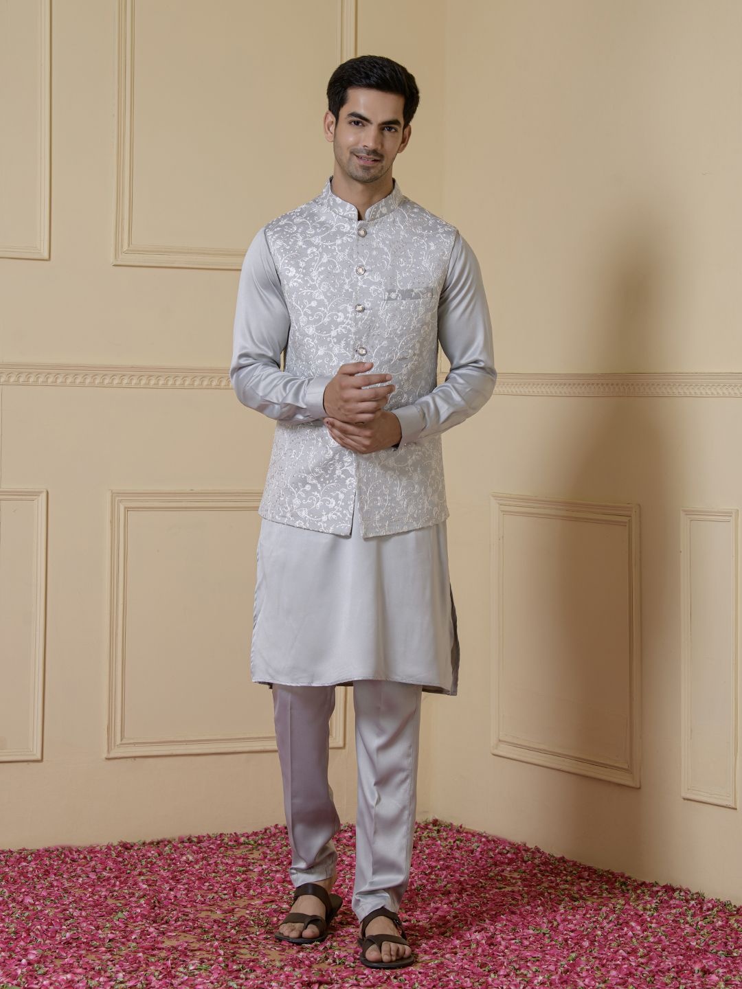 

Satwaa Mandarin Collar Long Sleeves Satin Straight Kurta With Trouser & Nehru Jacket, Grey melange