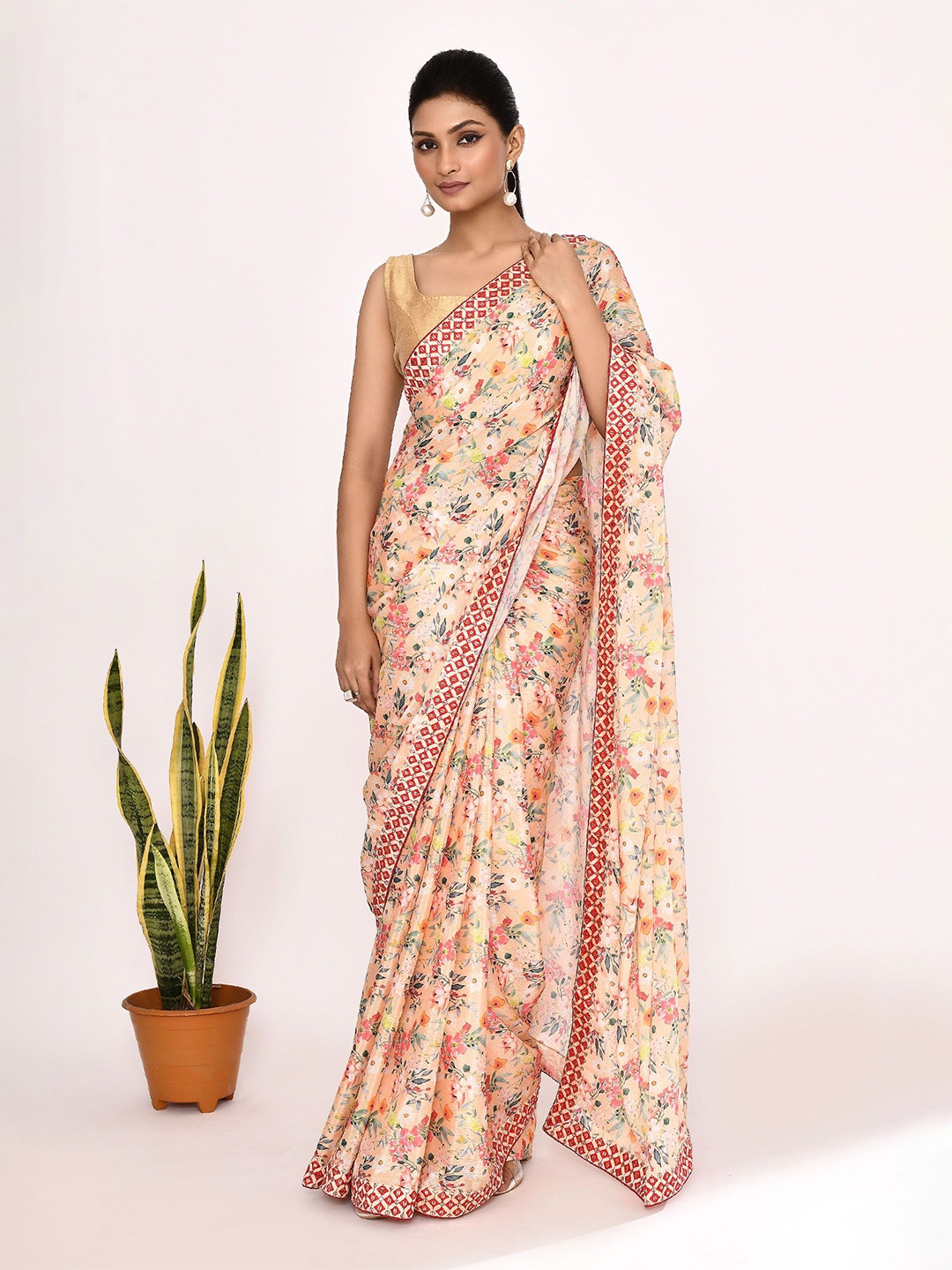 

Manu Designer Floral Embroidered Saree, Cream