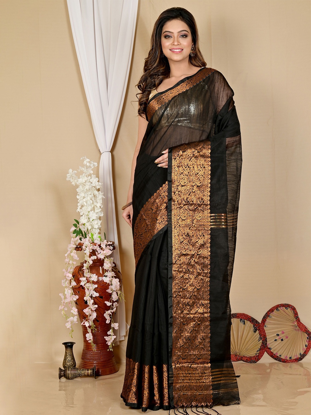 

PuJoy Zari Silk Cotton Taant Saree, Green