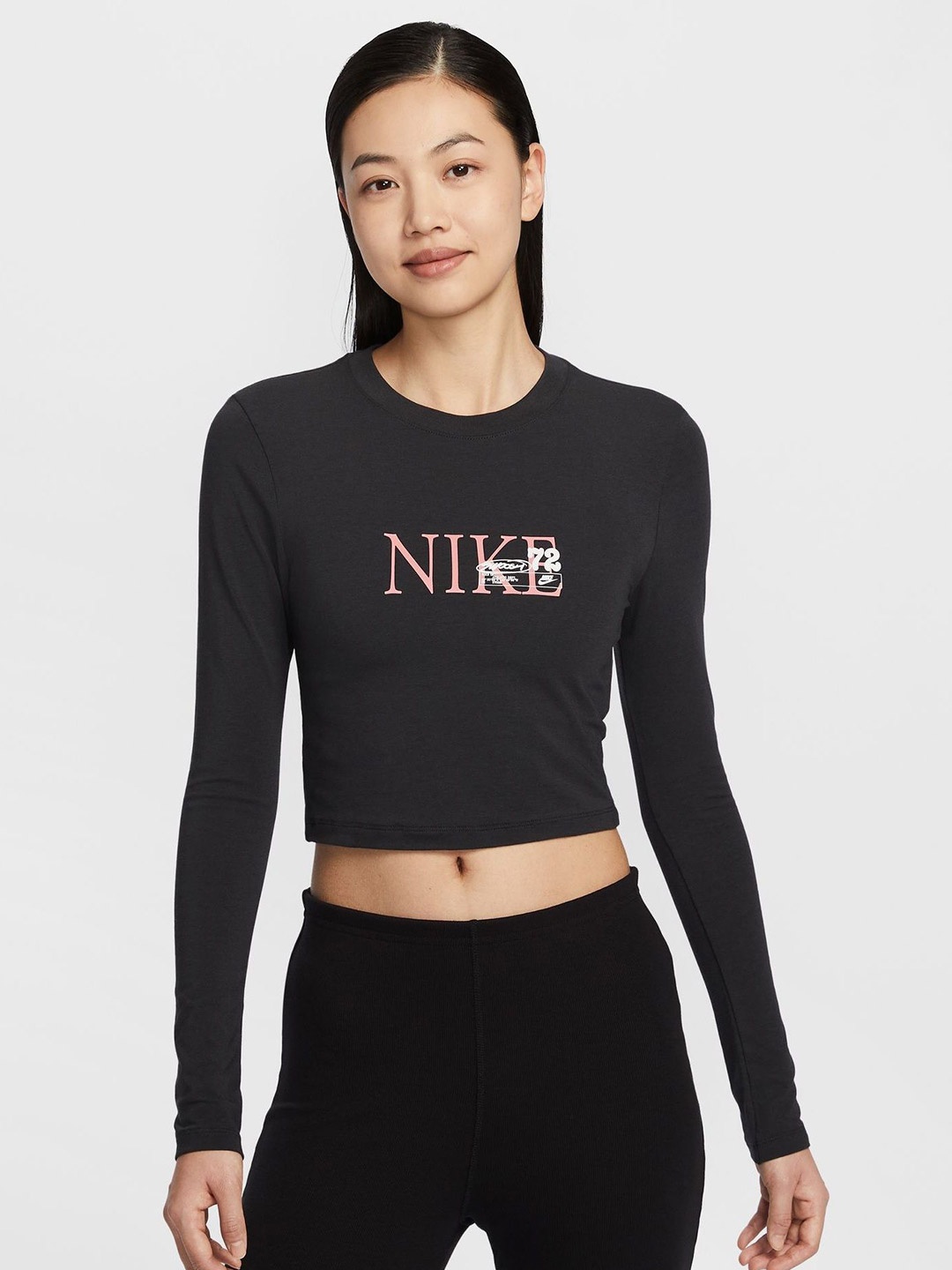 

Nike Women Sportswear Chill Knit Slim Long-Sleeve Cotton Fitted Cropped Top, Black