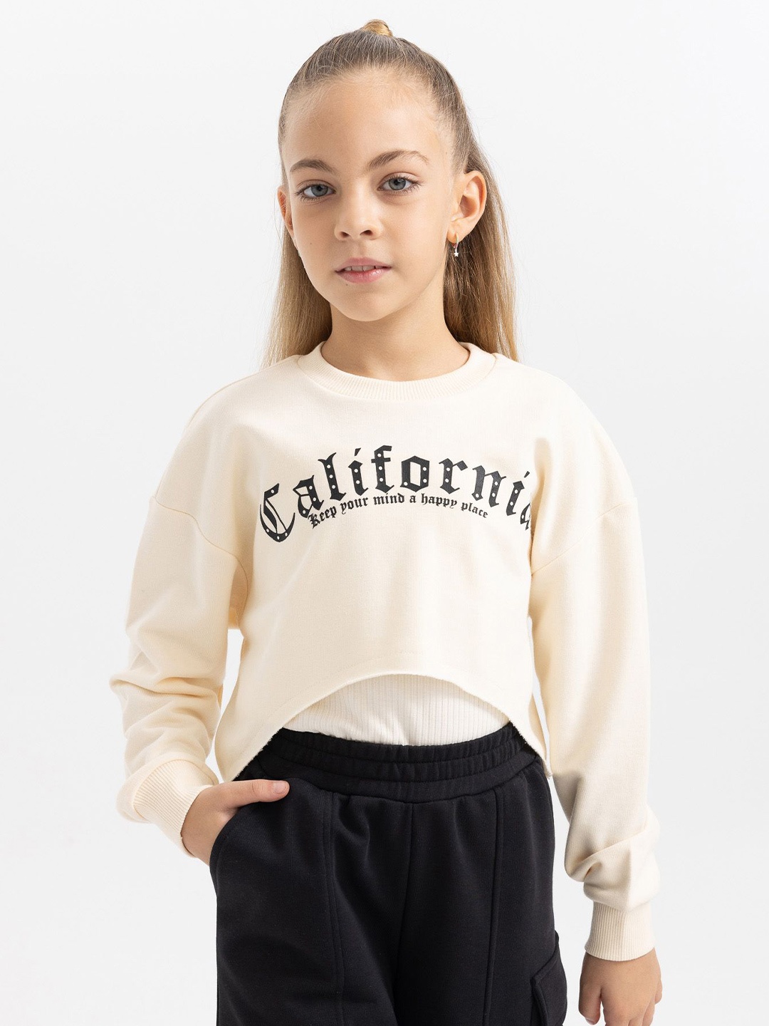 

DeFacto Girls Striped Crop Pullover, Beige