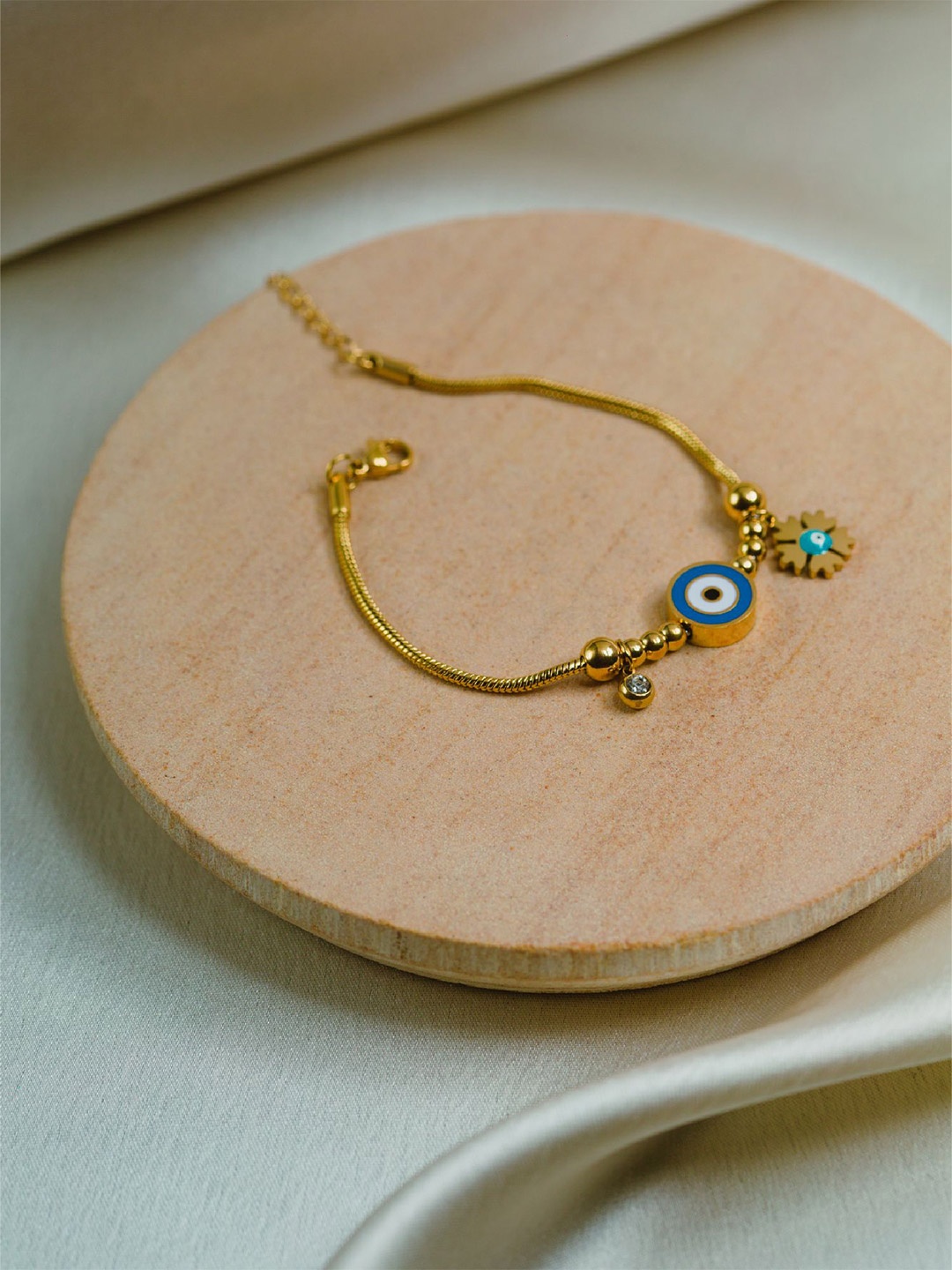 

ARTKLIM Gold-Plated Stainless Steel Evil Eye Charm Bracelet