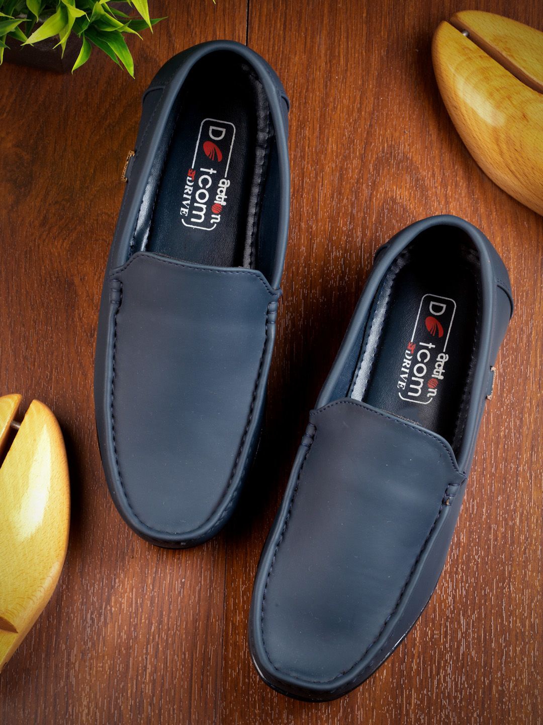

Action Men Moisture Wicking Loafers, Blue