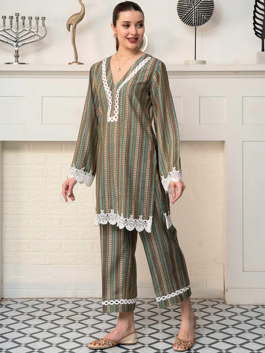 

ALLUREARMOIRE Women Geometric Printed Cotton Co-ord Set, Green