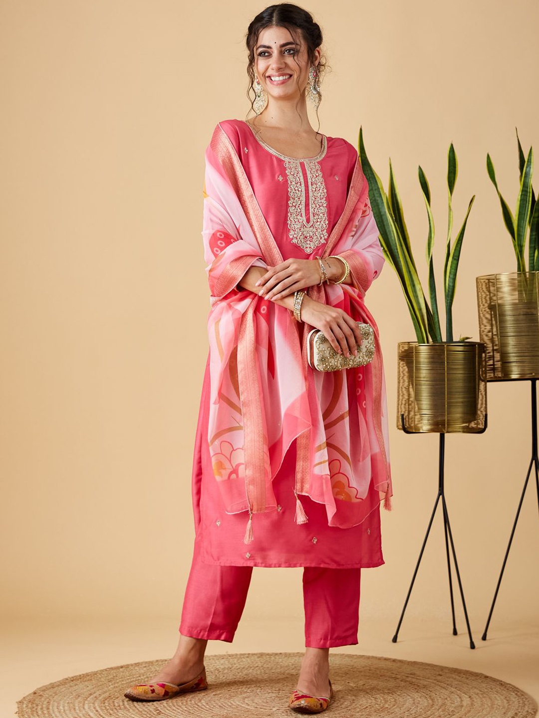 

MOKOSH Floral Embroidered Round Neck Straigth Kurta With Trousers And Dupatta, Pink