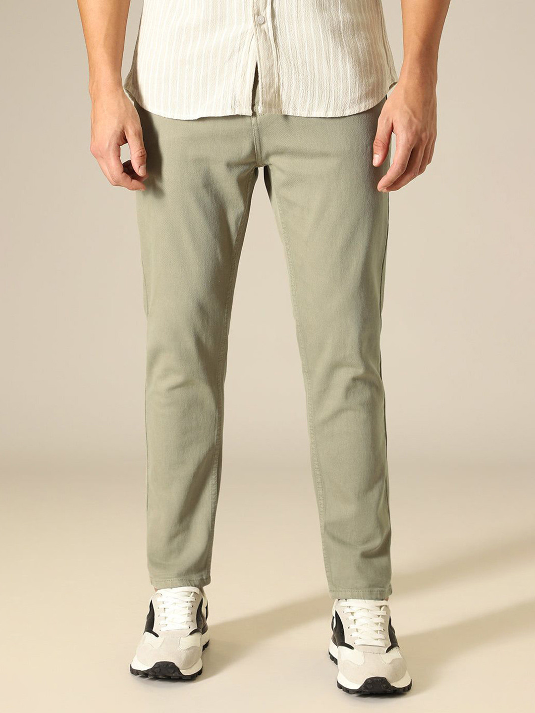 

Banana Club Men Tan Green Carrot Fit Denim