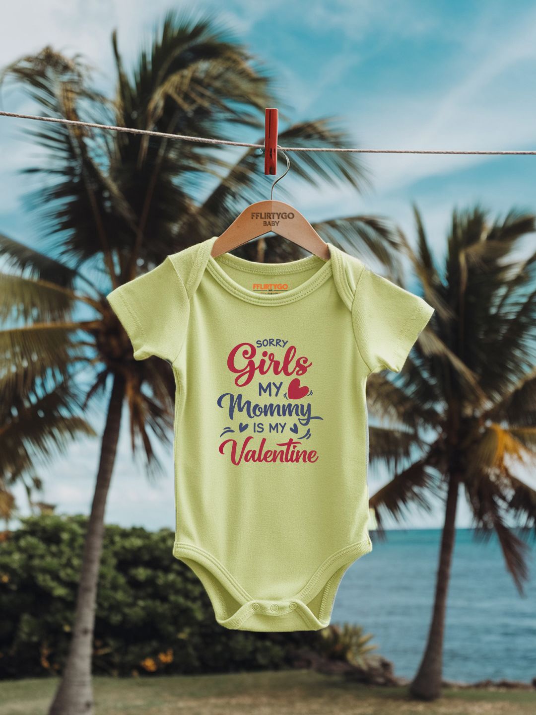 

FFLIRTYGO Infants Valentine day Printed Cotton Bodysuit, Green