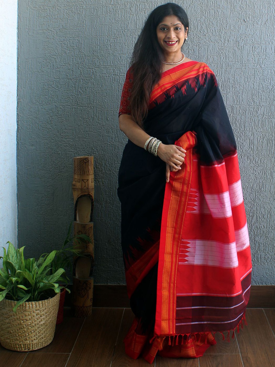 

Weaves of Tradition Woven Design Ilkal Saree, Black
