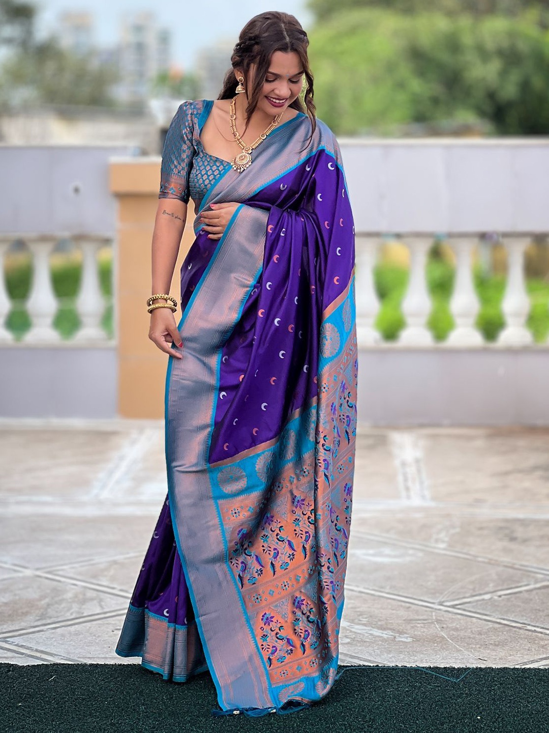 

bansari textiles Woven Design Zari Banarasi Saree, Blue