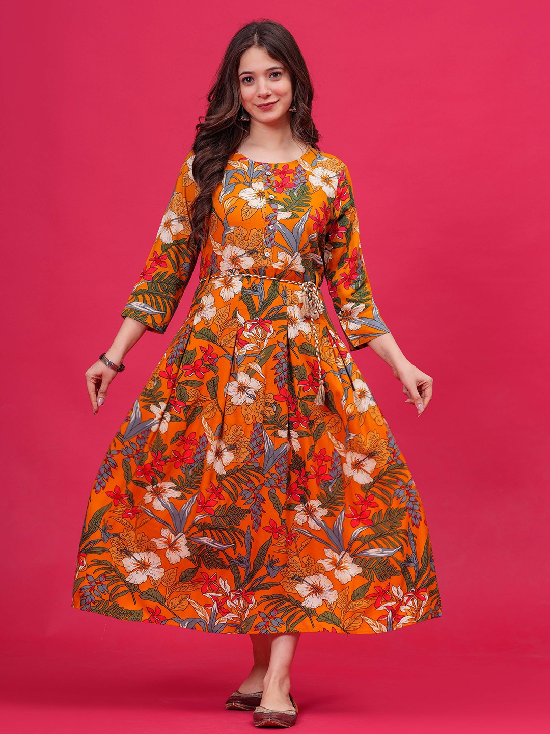 

HEARTLOOM Floral Printed Round Neck Maxi Dress, Orange