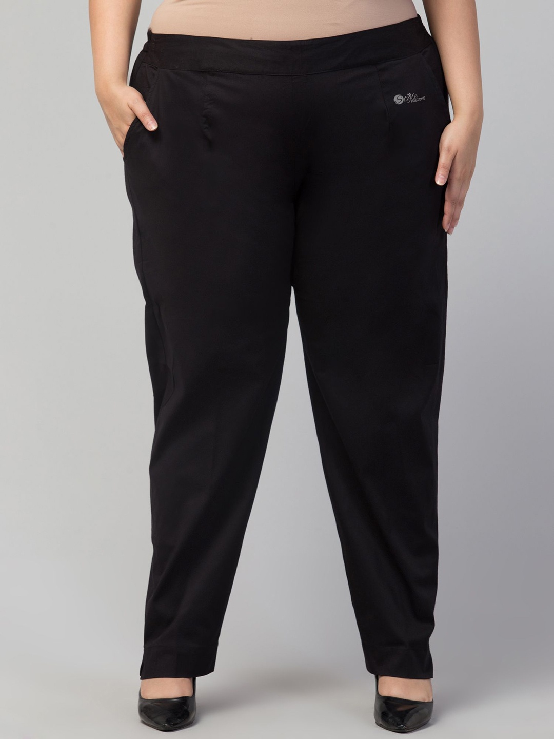 

STYLE PREZONE Women Relaxed Trousers, Black