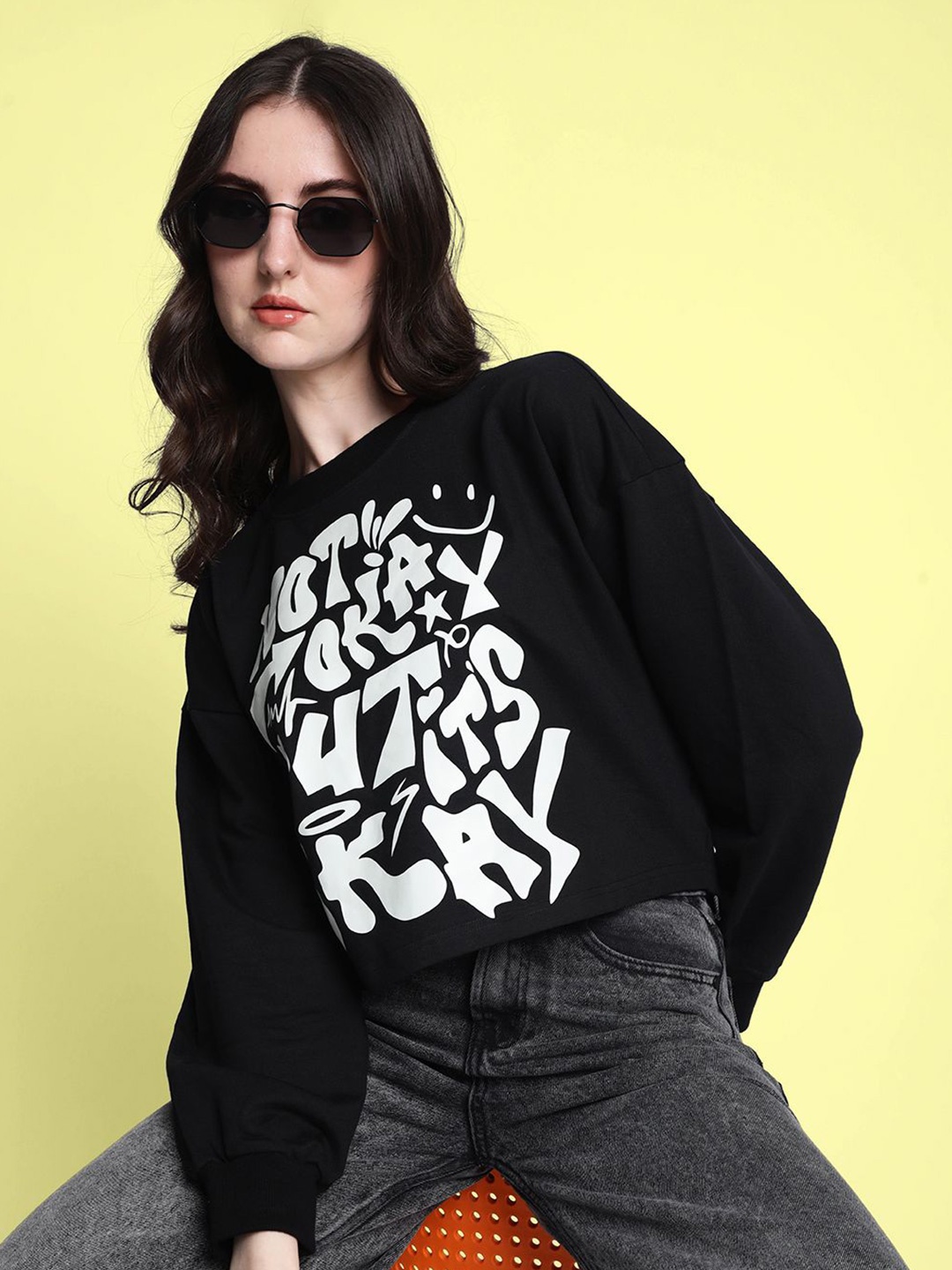 

Bene Kleed Women Printed Sweatshirt, Black