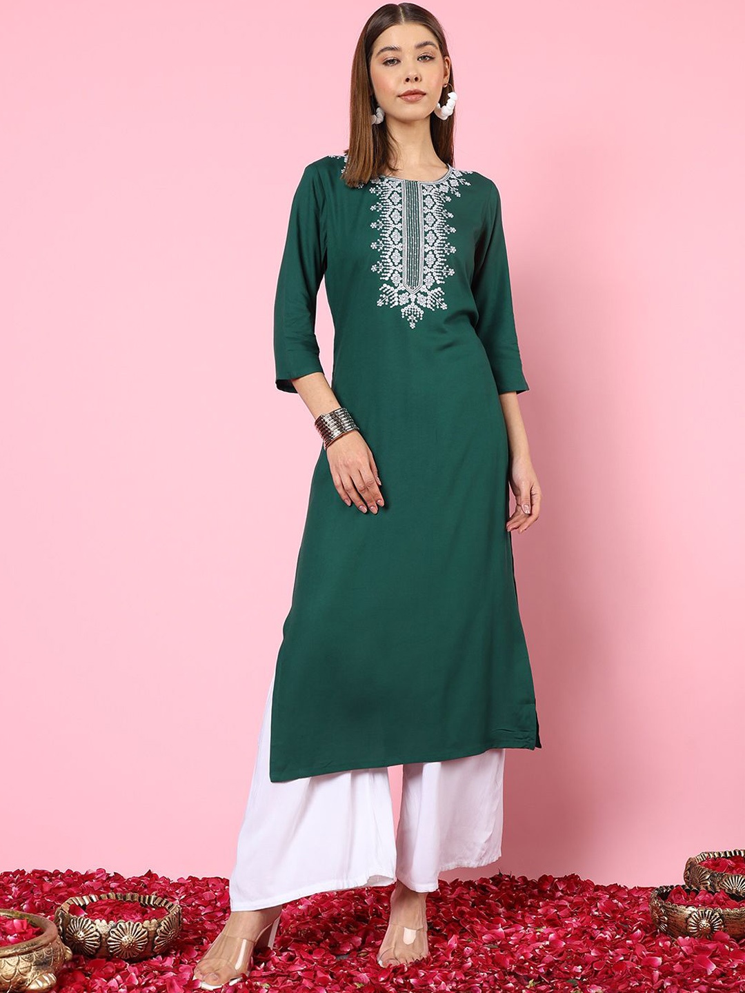 

Anouk Rustic Ethnic Motifs Embroidered Thread Work Round Neck Straight Kurta, Green