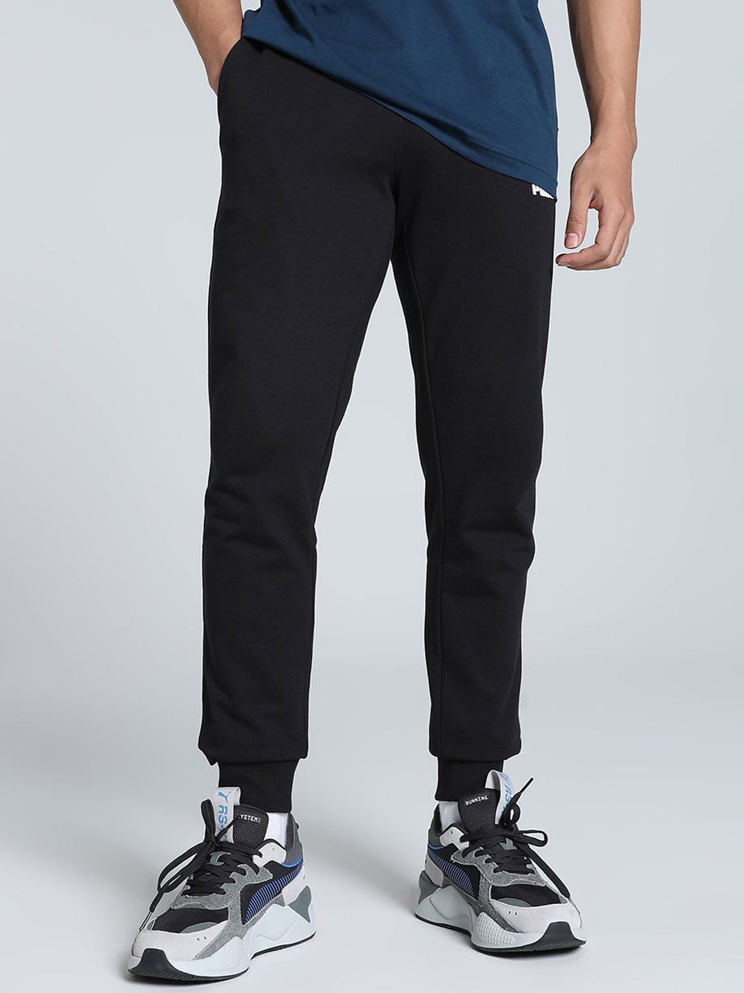 

Puma Classics Men Cotton Slim Fit Sweatpants, Black