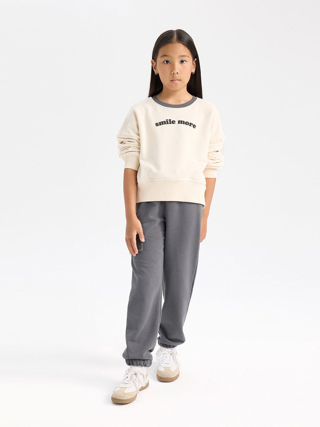 

DeFacto Girls Long Sleeves Sweatshirt With Joggers, Cream