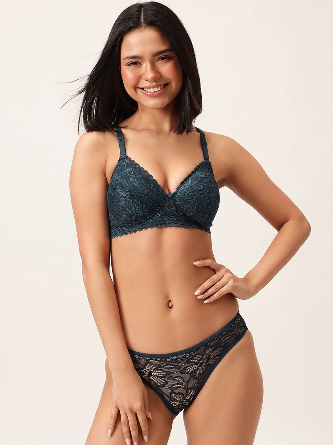 

Clovia Self-Design Padded Non-Wire Full Coverage Lingerie Set COMBP0B3536C, Teal