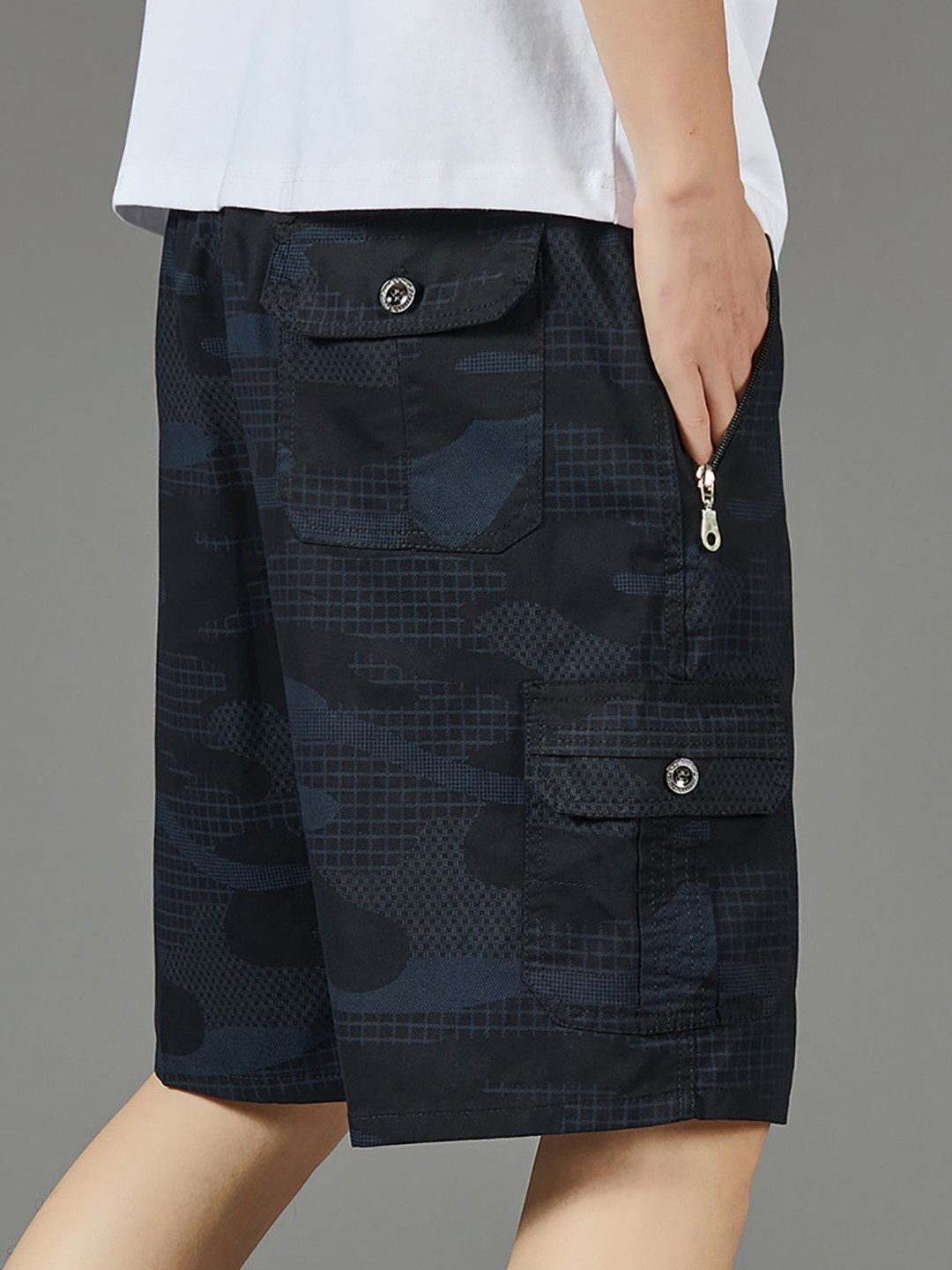 

StyleCast x Revolte Men Camouflage Printed Shorts, Black