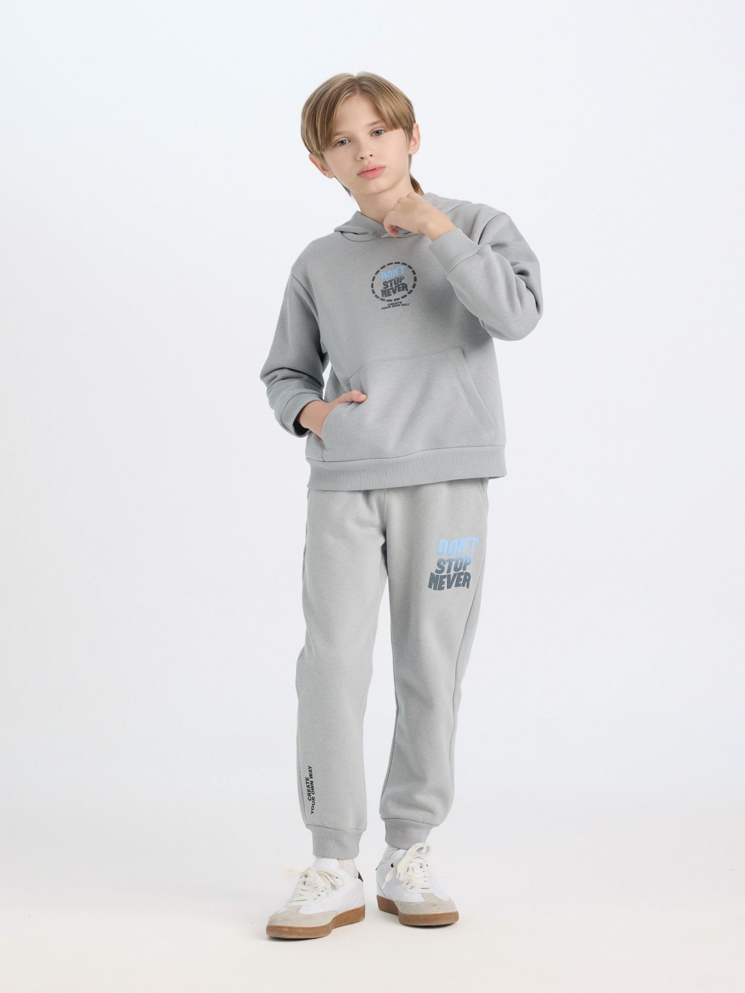 

DeFacto Boys Joggers Trousers, Na