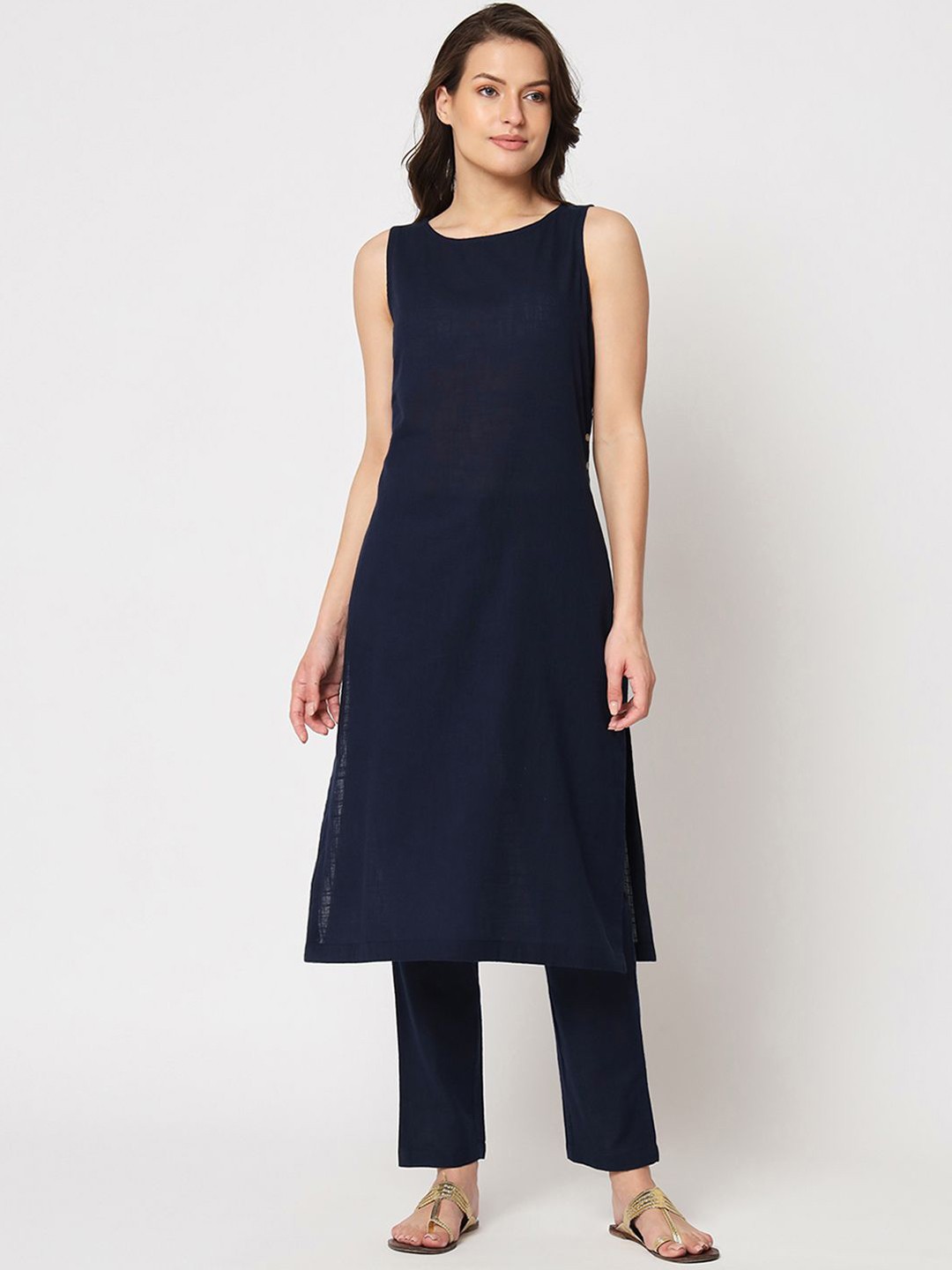 

Thevasa Midnight Sleeveless Pure Cotton Straight Kurta With Trousers, Navy blue