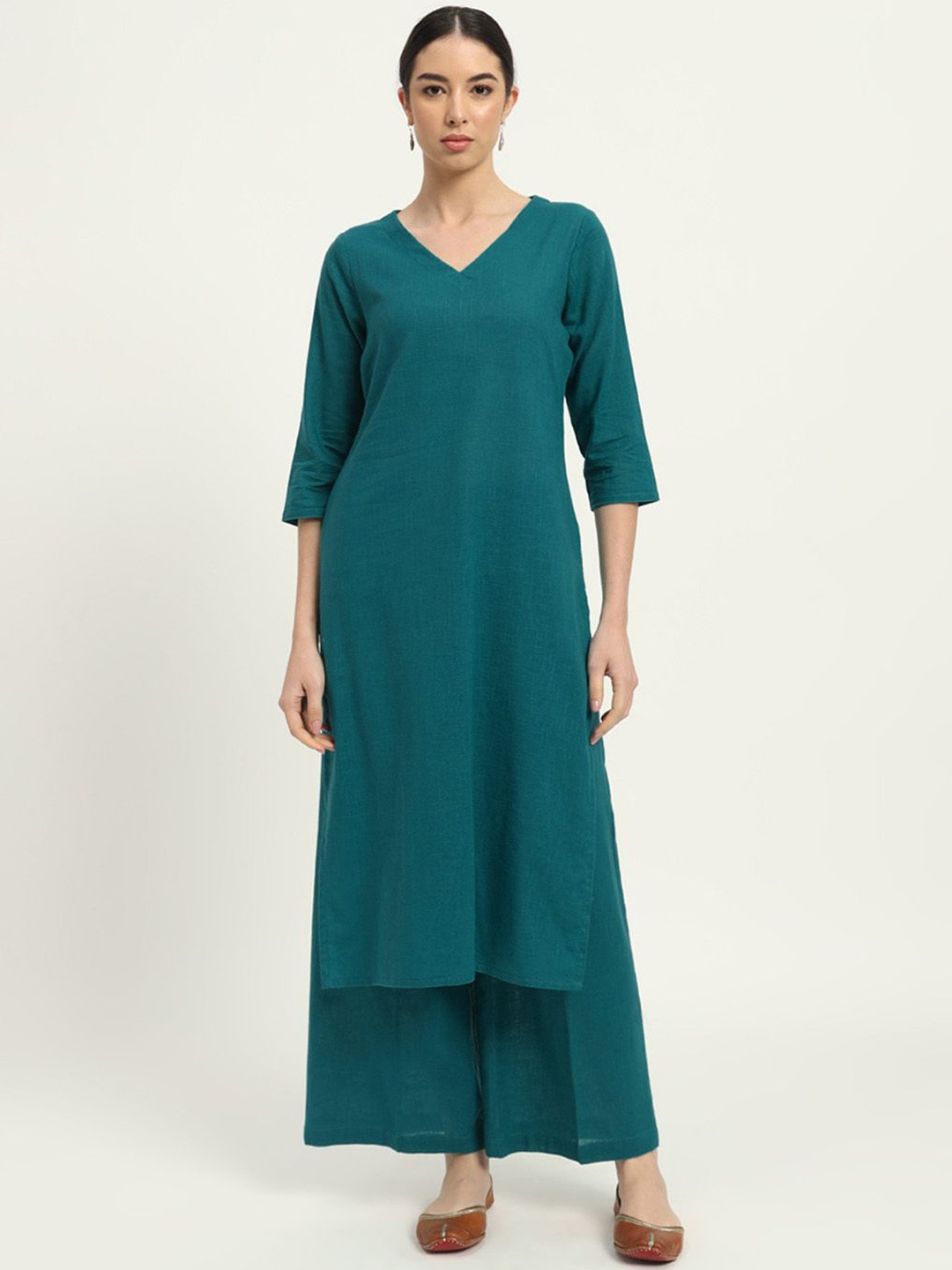 

Thevasa Verve and Versality V-Neck Pure Cotton Straight Kurta With Palazzos, Teal
