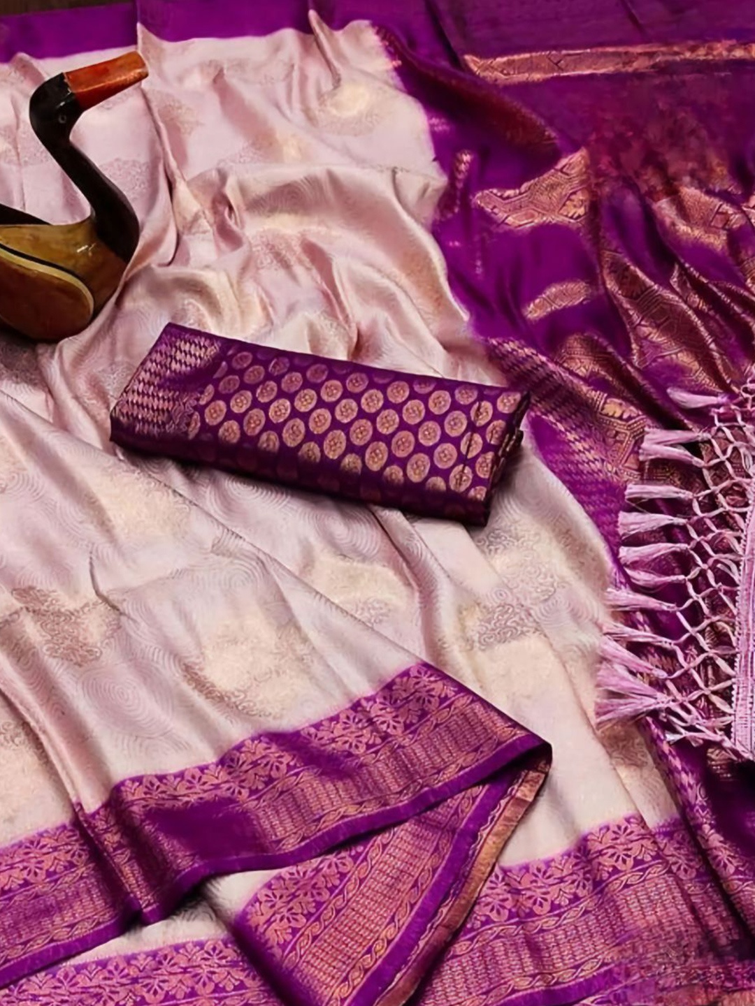 

Taslar Woven Design Zari Pure Silk Banarasi Saree, Pink