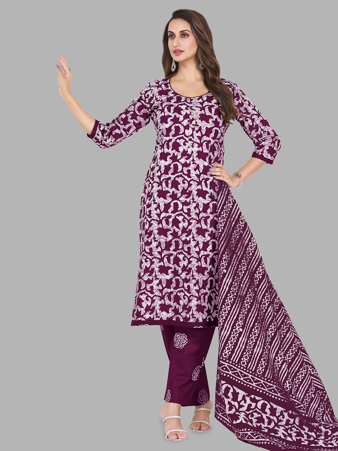 

Simmu Floral Printed Round Neck Pure Cotton Straight Kurta With Trouser & Dupatta, Maroon
