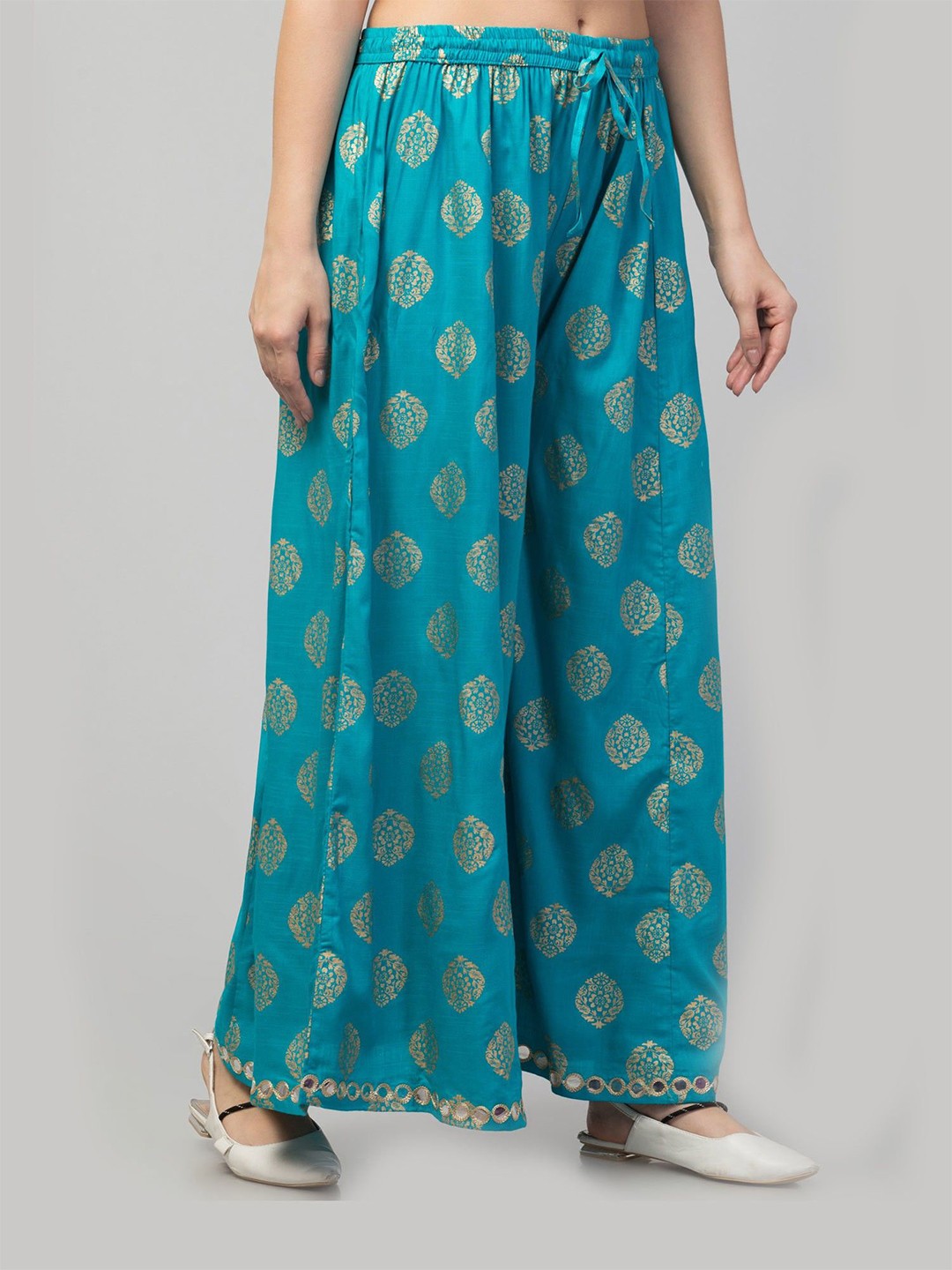 

FAMBEE Women Floral Printed Flared Knitted Palazzos, Blue