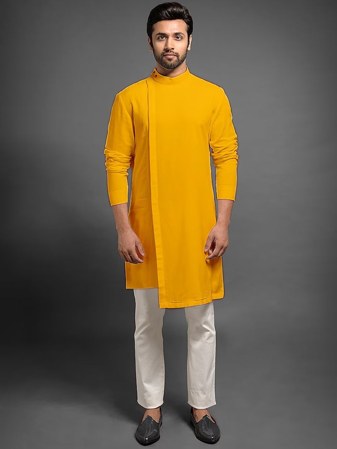 

Oomph! High Neck Angrakha Straight Kurta, Mustard