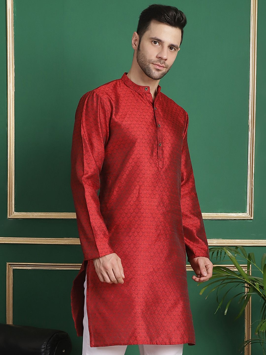 

Anouk Maroon Floral Woven Design Mandarin Collar Jacquard silk Straight Kurta