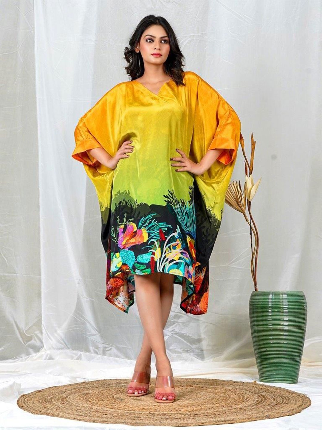 

EARTH O FAB Women Kimono Sleeve Crepe Kaftan Dress, Yellow