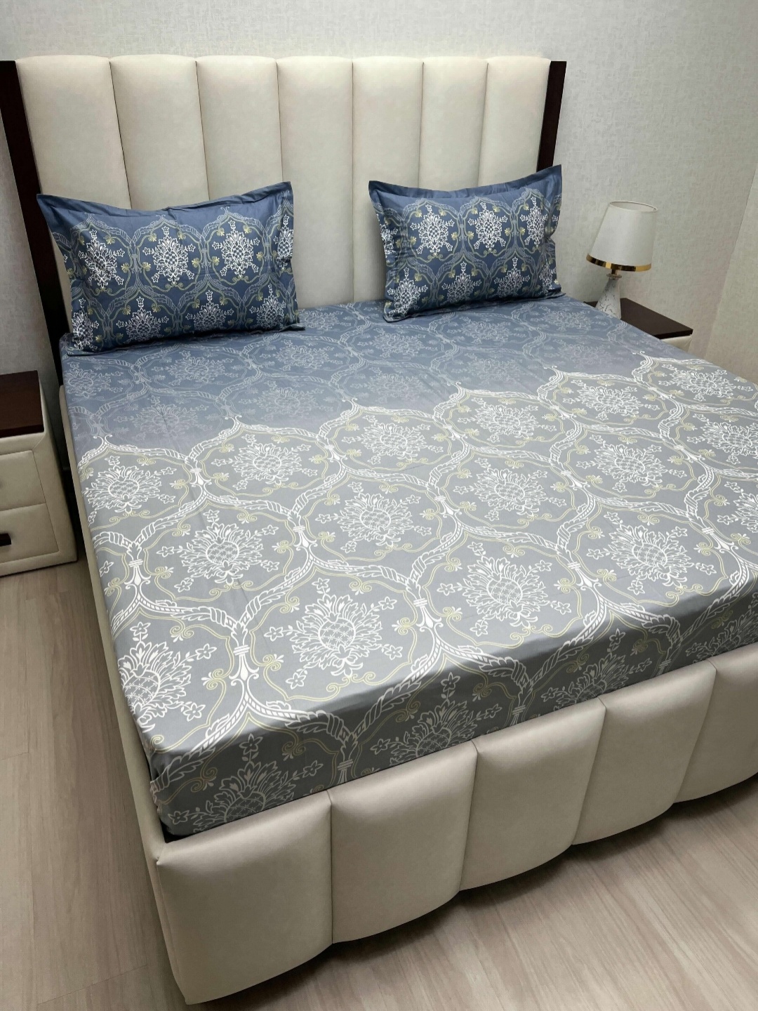 

Pure Decor Lifestyle Blue Printed Pure Cotton 240TC King Bedsheet Set 2.74m x 2.74m