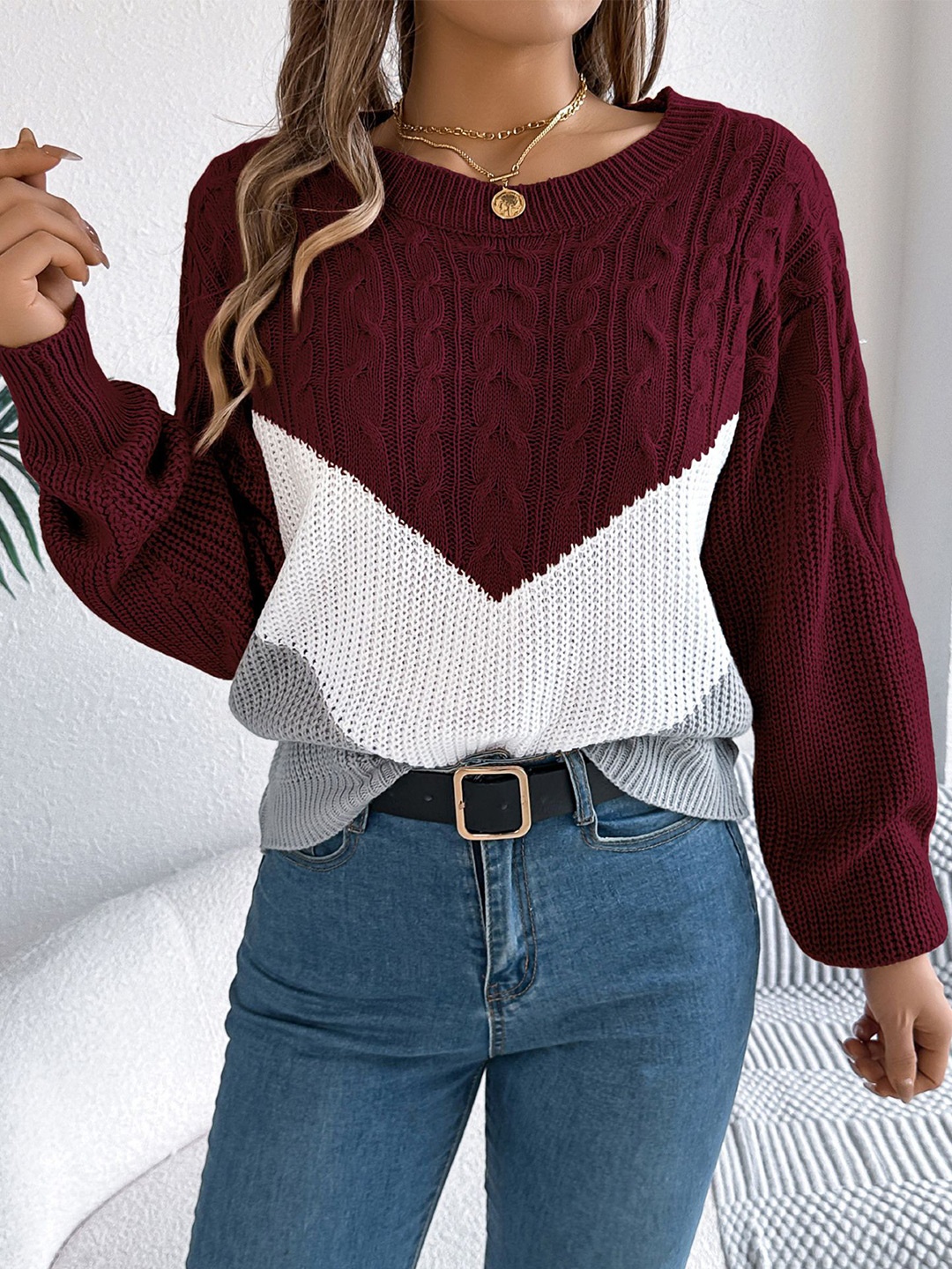 

StyleCast x Revolte Women Colourblocked Pullover, Maroon