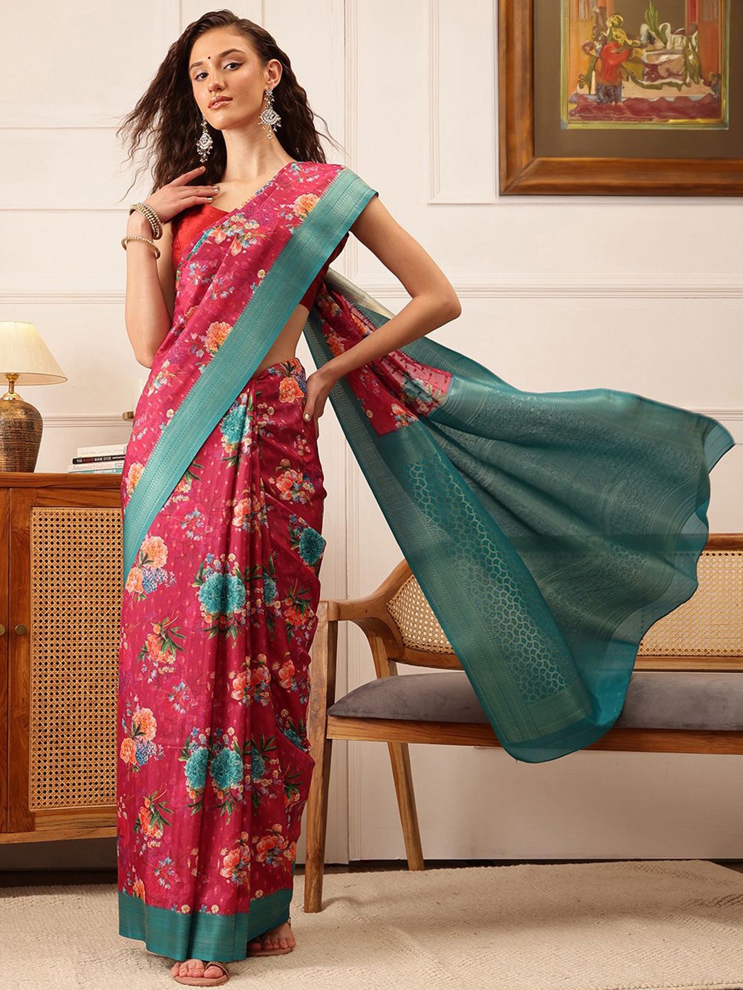 

DIVASTRI Floral Zari Poly Crepe Saree, Pink