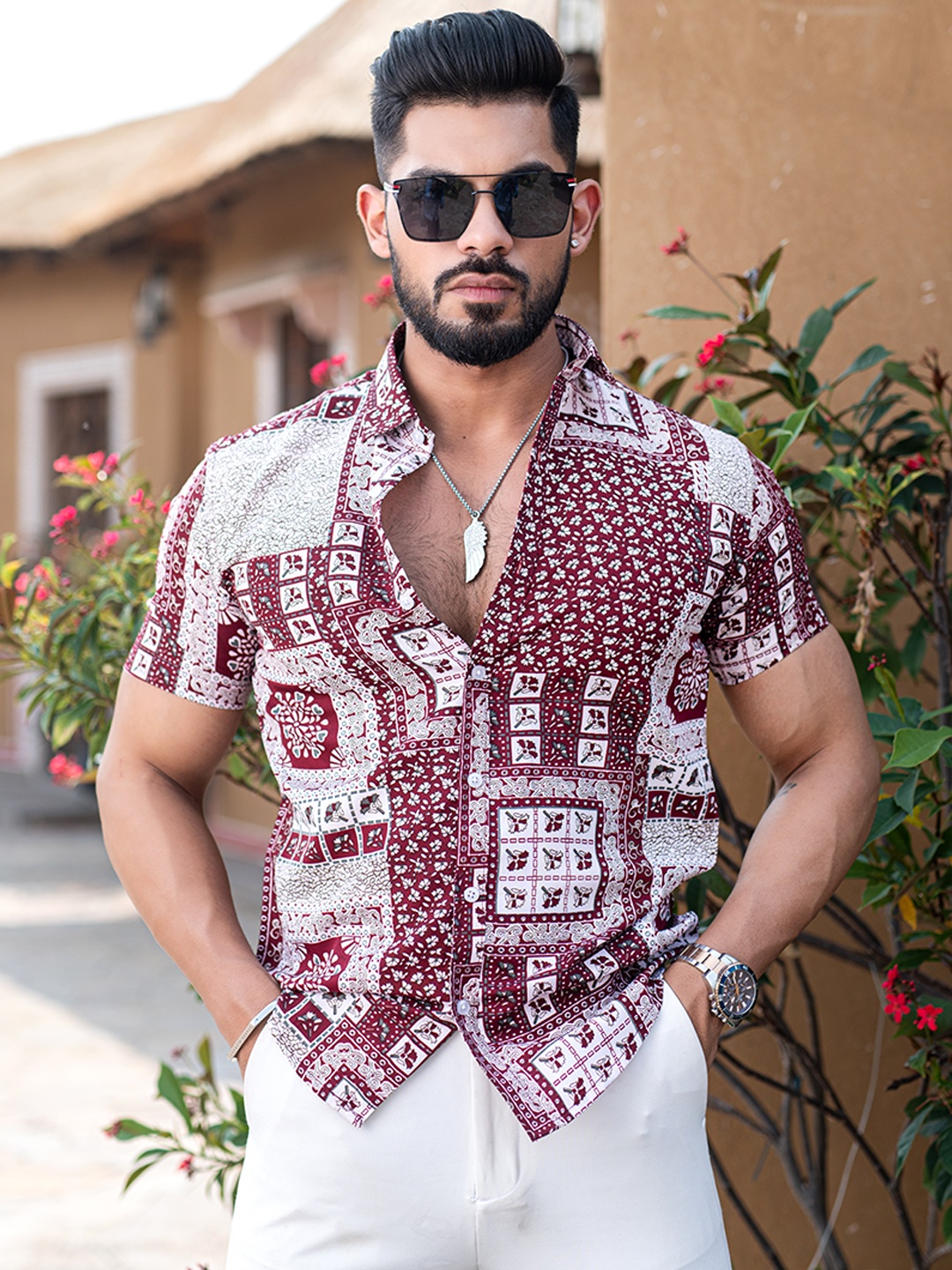 

Tistabene Men Comfort Floral Opaque Printed Casual Shirt, Maroon