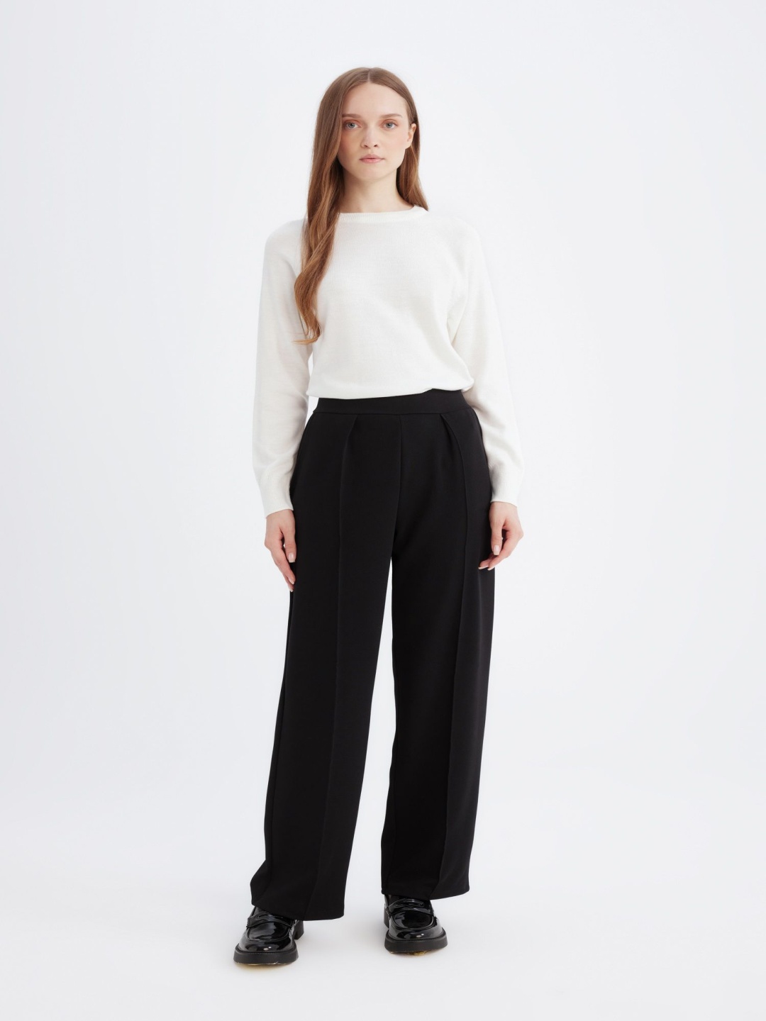 

DeFacto Women Pleated Trousers, Black