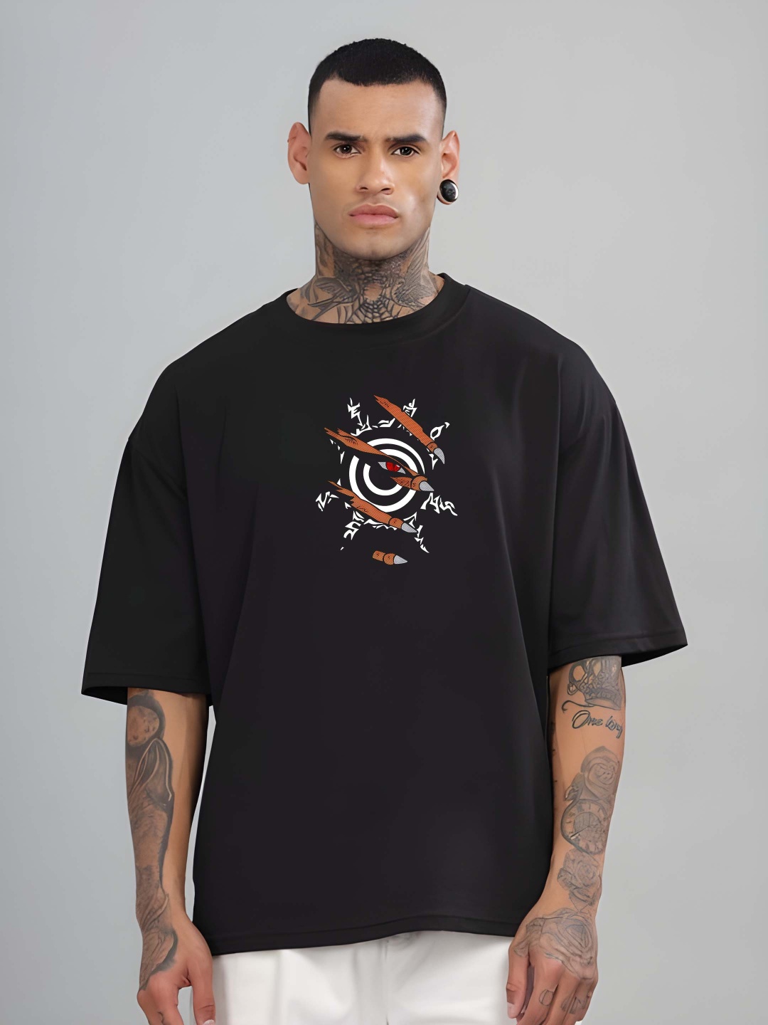

BOWLIFESTYLE Men Naruto Graphic Printed Round Neck Cotton Oversized T-shirt, Black